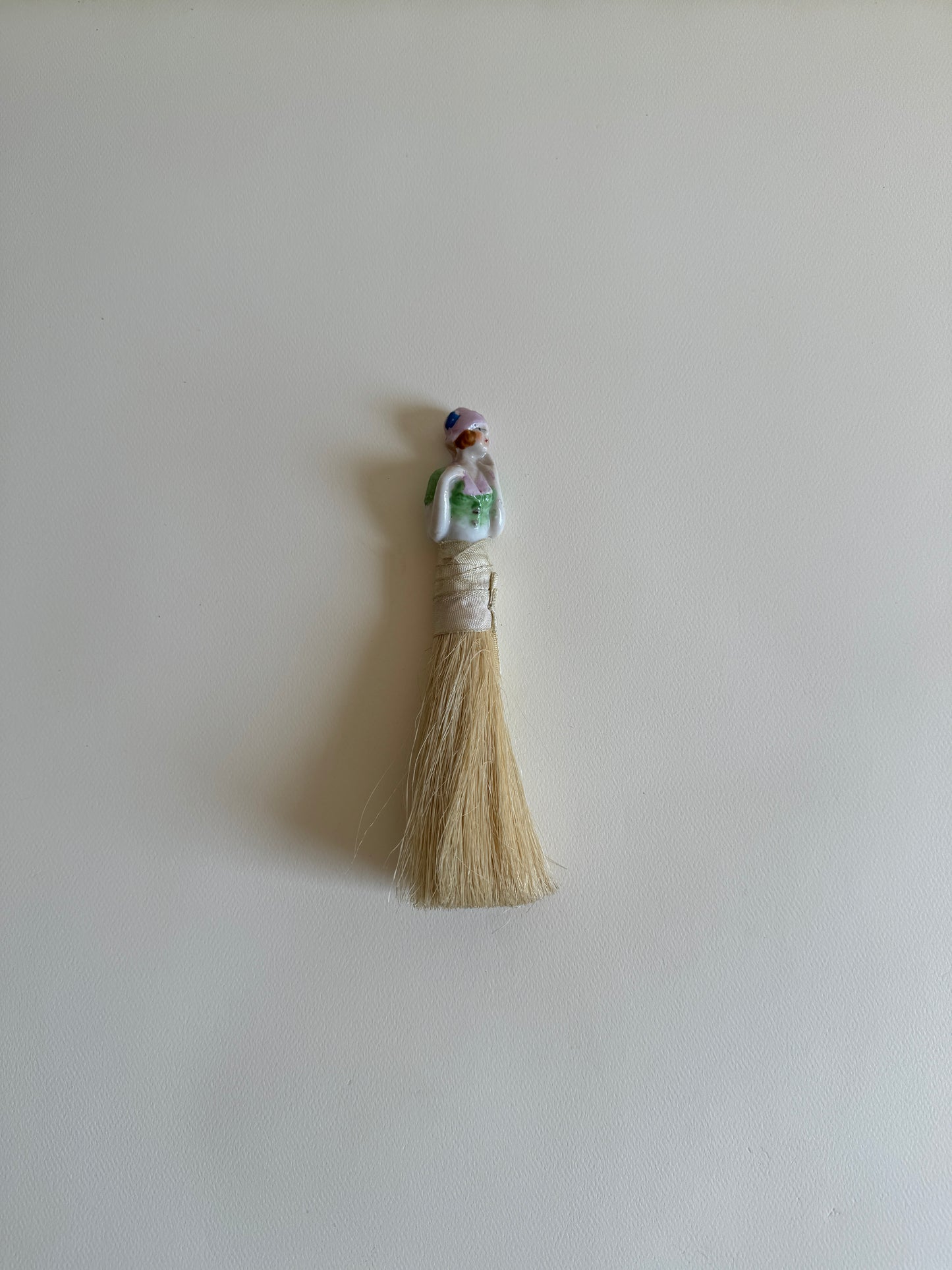 1930s Flapper Half Doll Crumb Brush