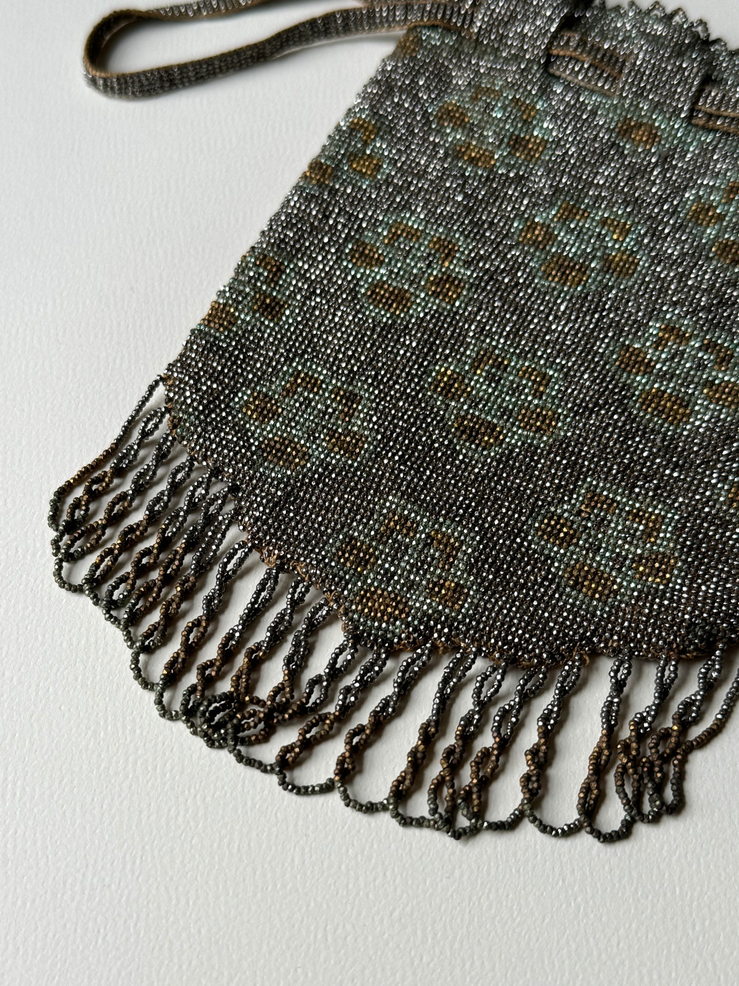 1920s Silver Flowers Beaded Purse