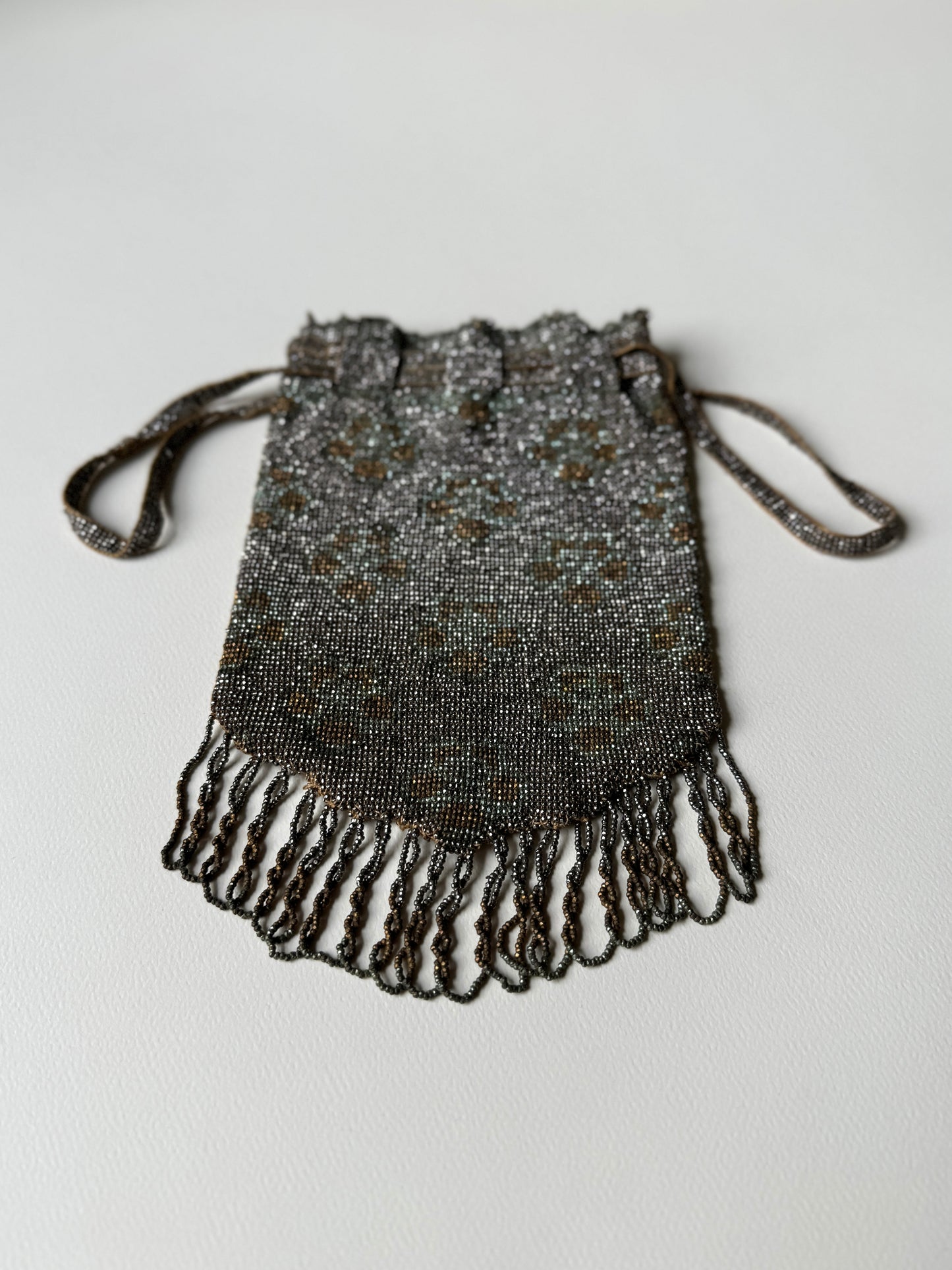 1920s Silver Flowers Beaded Purse