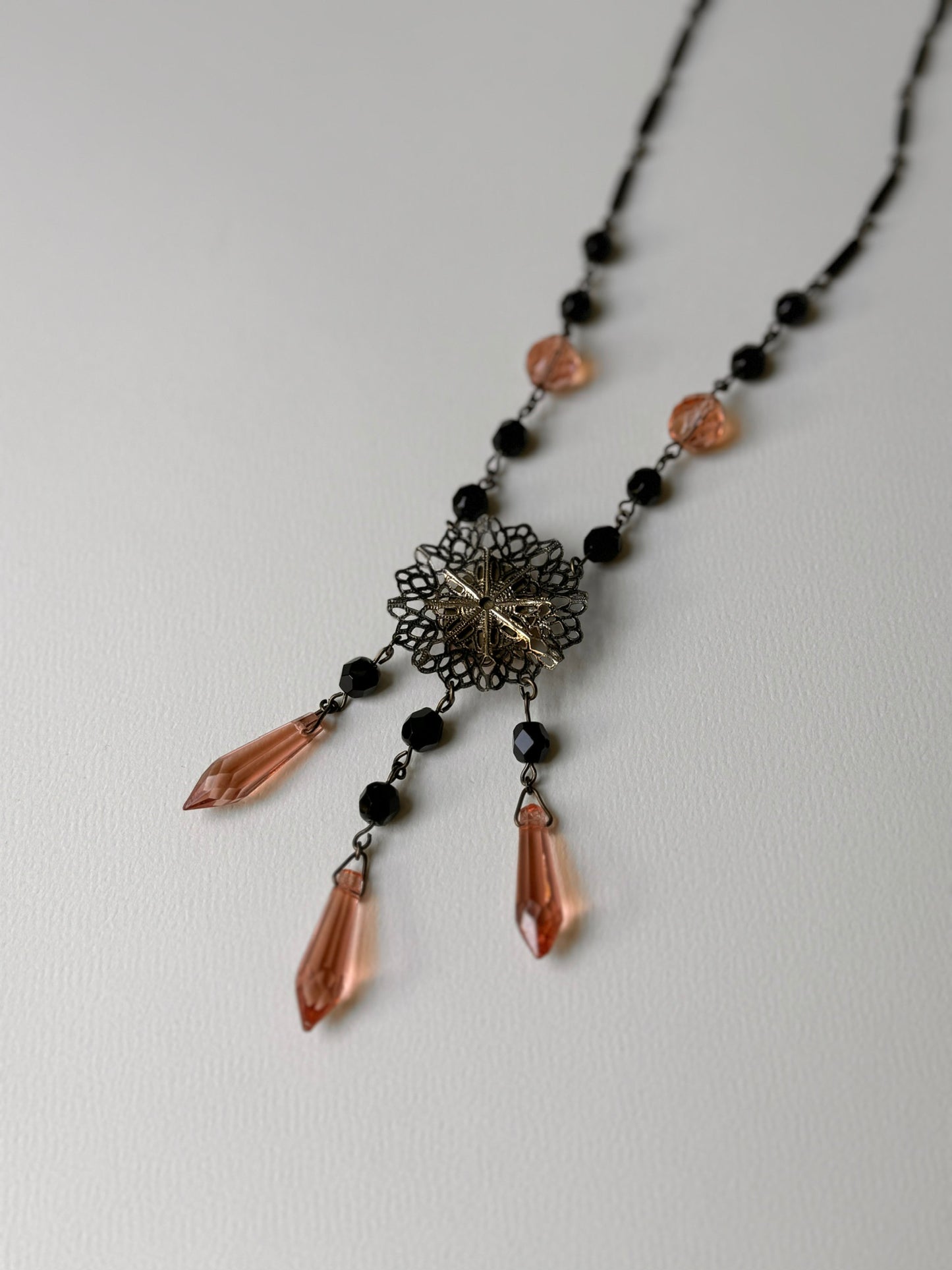1920s Peach and Black Necklace