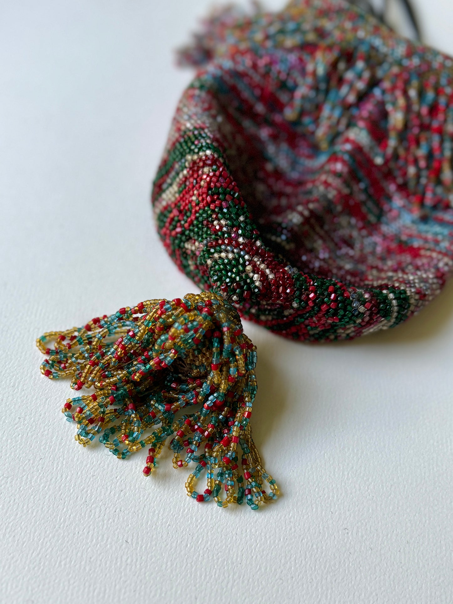 Early 1900s Confetti-Colored Beaded Purse