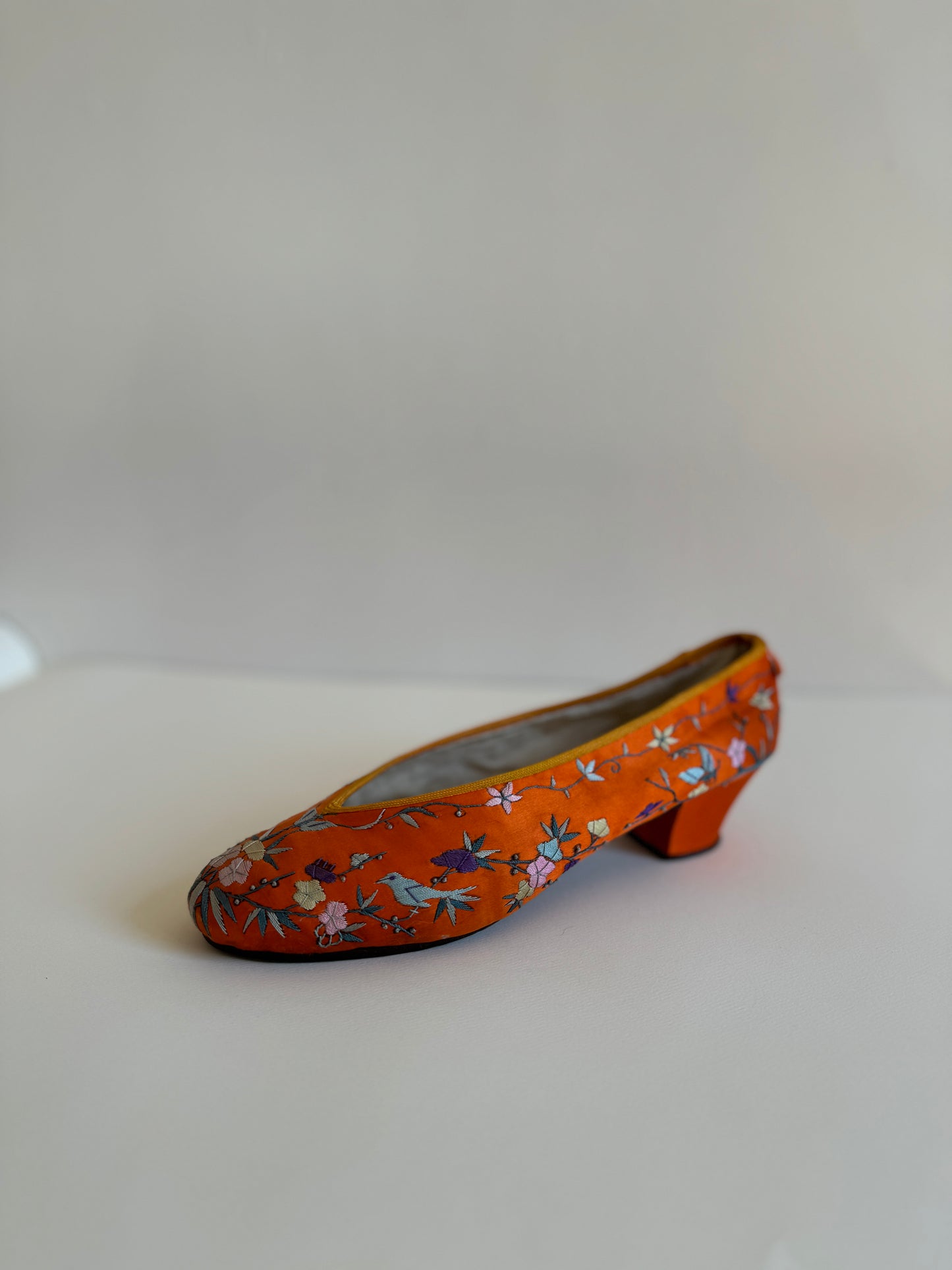 Antique 1920s/1930s Orange Silk Slippers