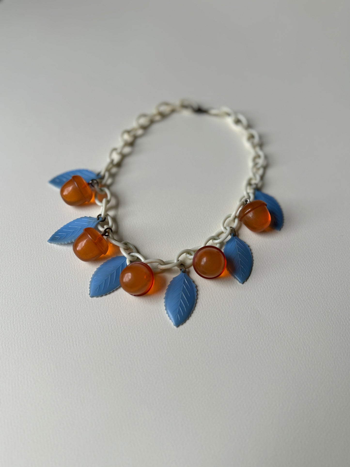 1950s Early Plastic Acorn and Leaves Necklace
