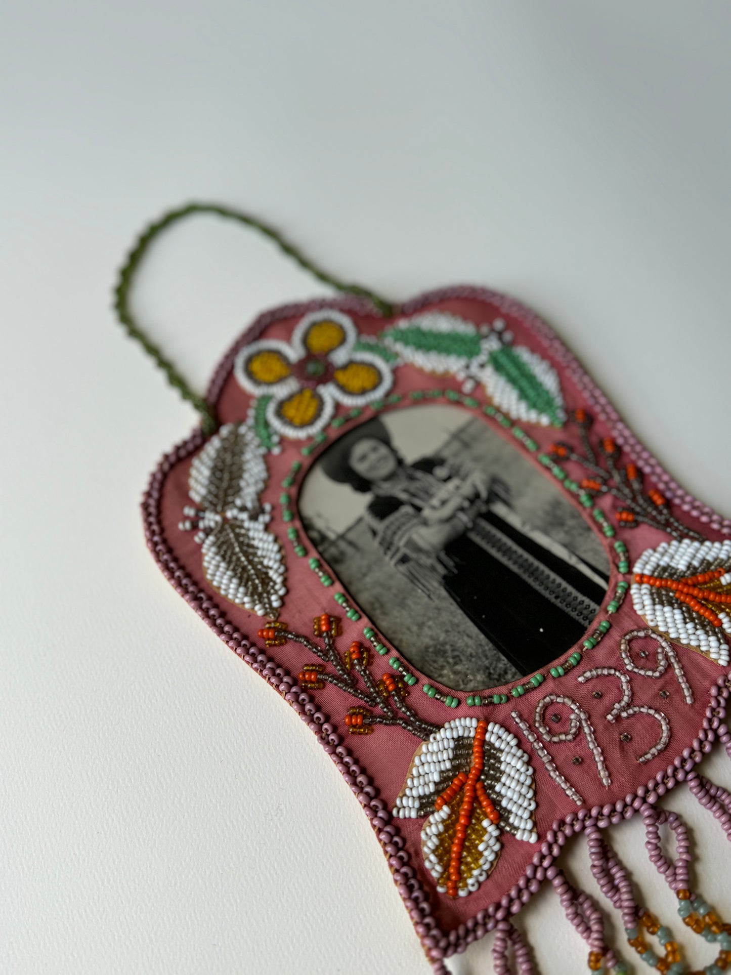 1939 Iroquois Beaded Frame